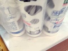 -光明牛奶棚(南泉店)