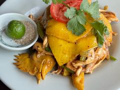 -大头虾越式风味餐厅(光明广场店)