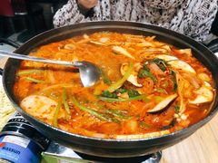 部队火锅-山海珍味韩国料理(奥城店)