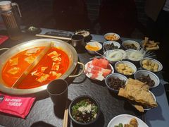 -九鼎轩脆毛肚火锅(南京东路店)
