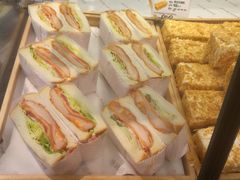 -格瑞思动物奶油生日蛋糕(圆融店)
