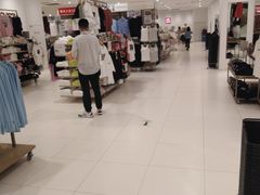 -优衣库(苏州天虹CCMall石路店)