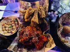 -BHC炸鸡(明洞总店)