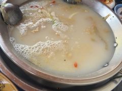 -老来福·非遗酸汤兔(凯旋路店)