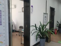 -恒伦口腔(泰享里门诊部)