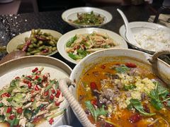 -粉八·云南米线·建水烧烤(常熟路店)