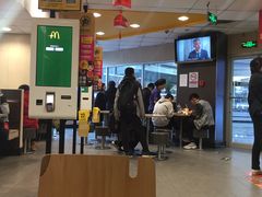 -麦当劳(湖光北街店)