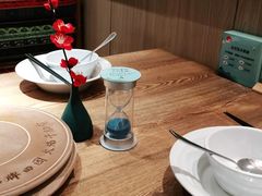 -蜜桃餐厅·伴山(湖滨商业街店)