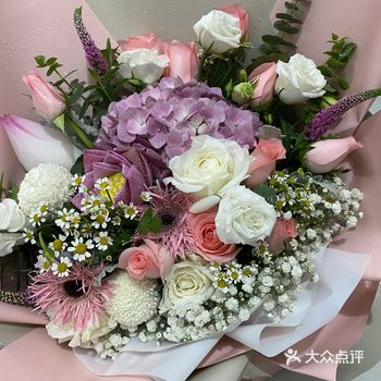 一早收到了I Do小姐姐给我发的信息，说我们送去刻字
