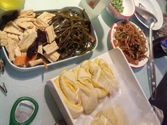 -鱼窝棚柴火铁锅炖(富山屯店)