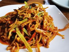 鱼香肉丝-金牌老碗时尚陕菜(王府井百货店)