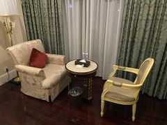 -茂名熹龙国际大酒店(人民广场高铁站店)