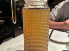 甘蔗马蹄水-肥仔文澳门猪骨煲(南京西路店)