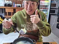 海胆馄饨-地二手作鱼汤馄饨(上街里店)