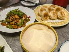 -闫府私房菜·百年鲁菜(恒隆店)