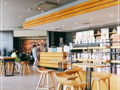 -星巴克臻选(郑州中原万达店)