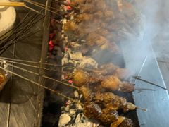 -老广烧烤(骆驼山康馨园店)