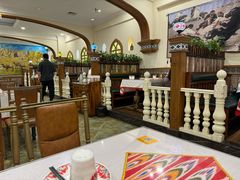 -清真·玛丽亚新疆菜主题餐厅(浙江中路店)