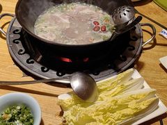 -茸梅路右拐龙虾-农家菜(松江店)