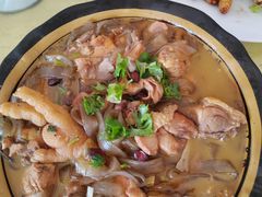 -华龙特色大骨鸡农家菜馆