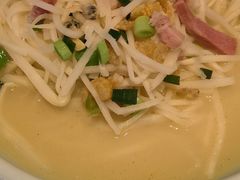 -港丽餐厅(高德置地店)