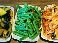 精美小菜-吾穆勒蓬灰牛肉面·清真(中海河山郡店)