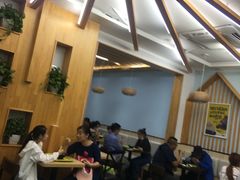 大堂-MOMO冰品·生巧汤圆(红桥店)