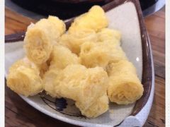 -毛辣果·贵州红酸汤牛肉火锅(西单店)