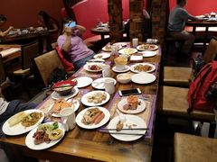 -四海一家自助餐(益田假日广场店)