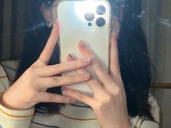 -情同手足美甲美睫