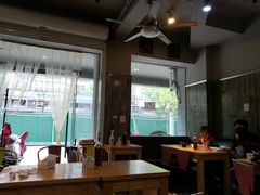 大堂-真真鲜馄饨店(启蒙路店)