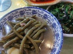 -茂县小辣椒川菜馆-羌家铜锅土火锅