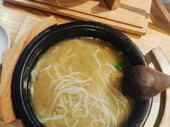 -勺子米线·云南传统小吃市集(四方街店)