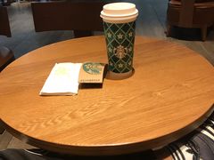 -星巴克臻选(周浦万达店)