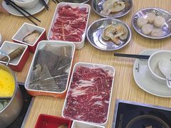 -杨老板·海鲜集市火锅·鲜切牛肉(中防万宝店)