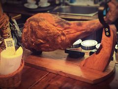 -羽深肉铺 Steak & Wine