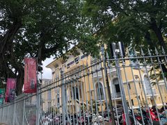 -胡志明市美术馆
