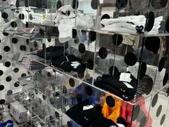 -川久保玲(大阪店)