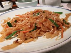 干炒牛河-大榕树下顺德菜(融创茂店)