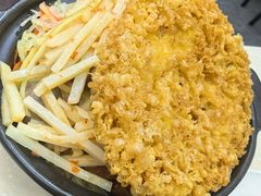 -龙记桂林米粉(财满街店)