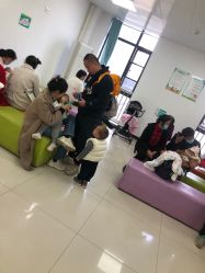 -虫二·专注健康烫染沙龙
