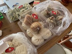 -白玉兰食品甜凤店(合生汇店)