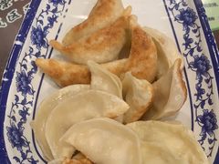 马蹄锅贴-长人馄饨铺(解放街店)