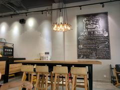 大堂-HELLO 27 意面·沙拉·帕尼尼