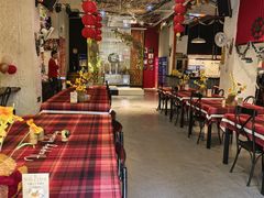 -又见马甲M8融合西餐厅(体育中心店)