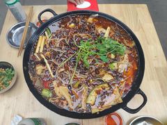 -鸿顺老铁锅美蛙鱼府(解放碑店)