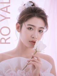 点击看大图 -挪娅婚纱摄影皇家会所