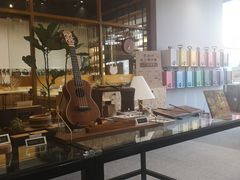 -新华书店(解放中路店)