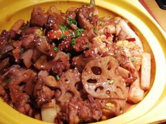 -多嘴超级肉蟹煲(杉杉国潮主题店)