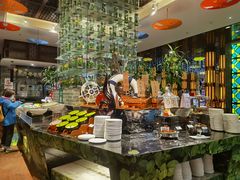 自助取餐区-三英温泉度假酒店-自助餐厅